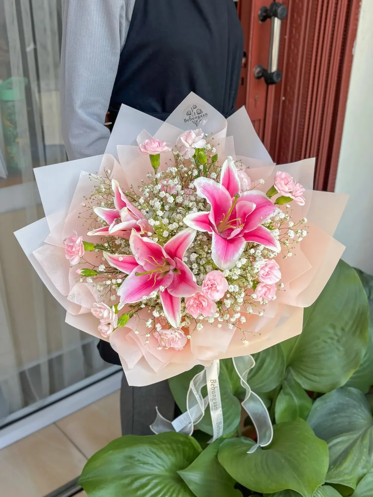 Round Lily