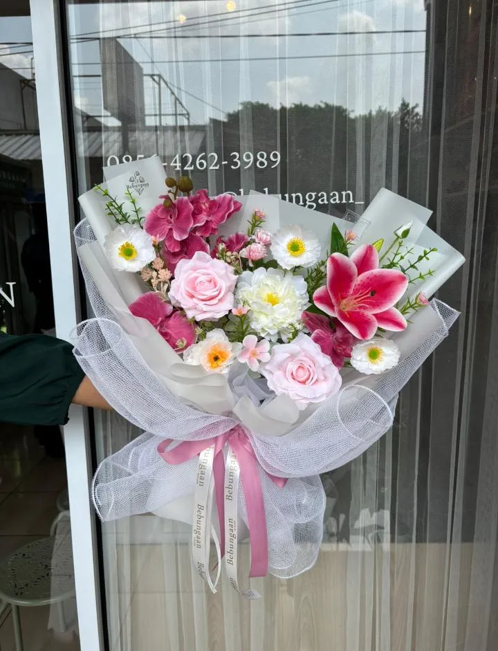 Large Artificial Lily Bouquet